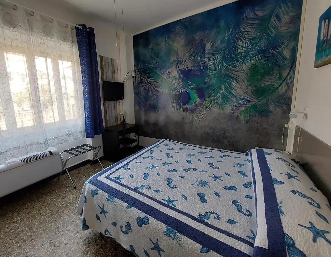 Villa La Lanterna Pietra Ligure 2*,  Italy