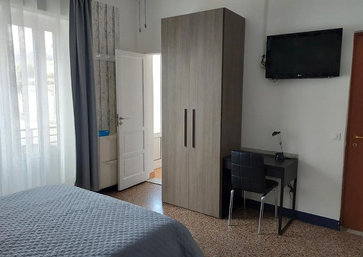 Villa La Lanterna Pietra Ligure